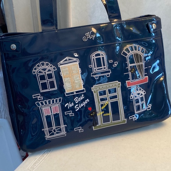 Hoy Collection Handbags - Hoy Collection Navy Blue Patent Tote Bag with Playful Cat Design